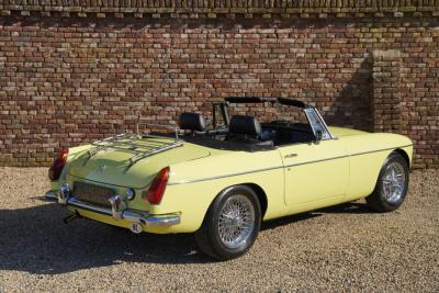 1977 MG B Roadster Overdrive