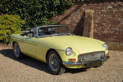 1977 MG B Roadster Overdrive