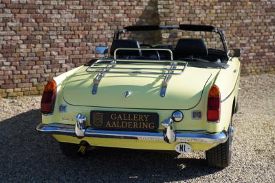 1977 MG B Roadster Overdrive