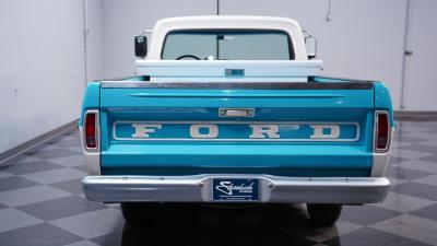 1967 Ford F-100