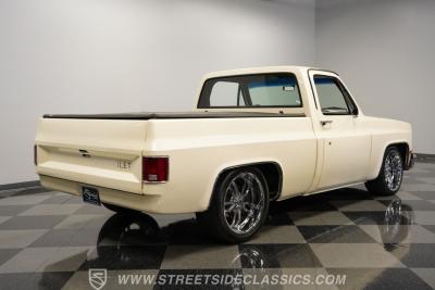 1985 Chevrolet C10 LS 5.3L Restomod