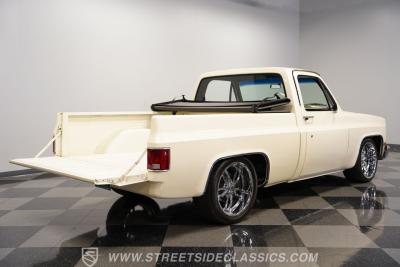 1985 Chevrolet C10 LS 5.3L Restomod