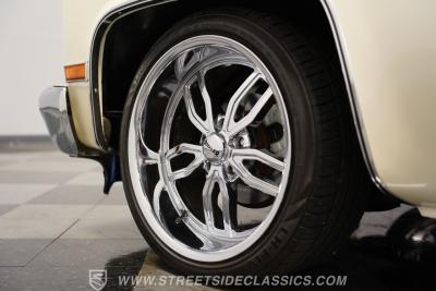 1985 Chevrolet C10 LS 5.3L Restomod