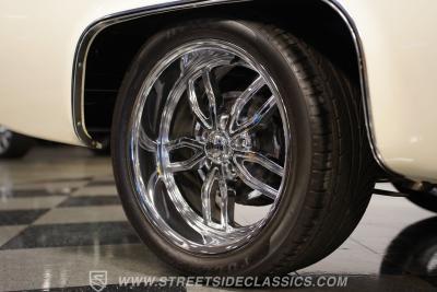 1985 Chevrolet C10 LS 5.3L Restomod