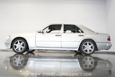 1995 Mercedes - Benz E500