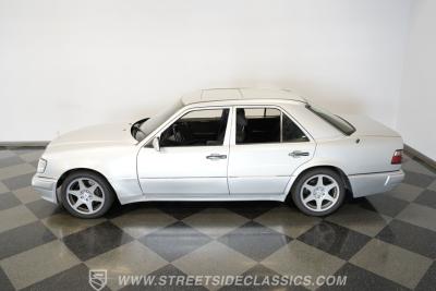 1995 Mercedes - Benz E500