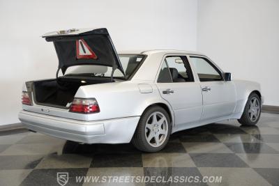 1995 Mercedes - Benz E500