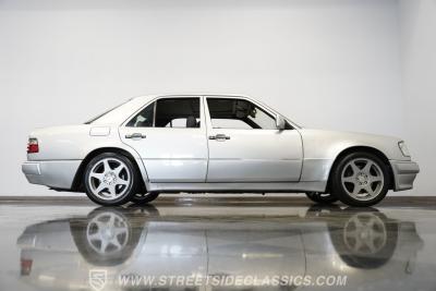 1995 Mercedes - Benz E500