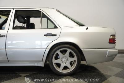 1995 Mercedes - Benz E500
