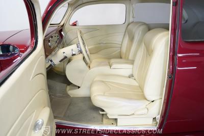 1937 Ford Tudor Sedan