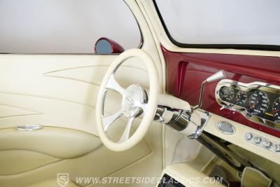 1937 Ford Tudor Sedan