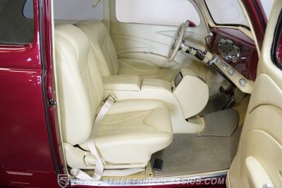 1937 Ford Tudor Sedan