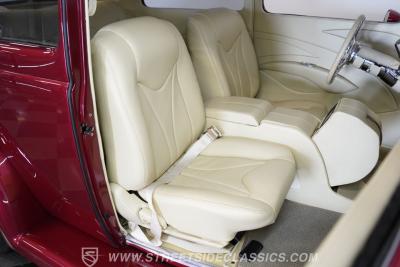 1937 Ford Tudor Sedan