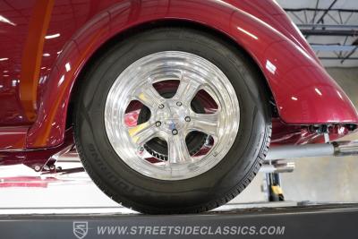 1937 Ford Tudor Sedan