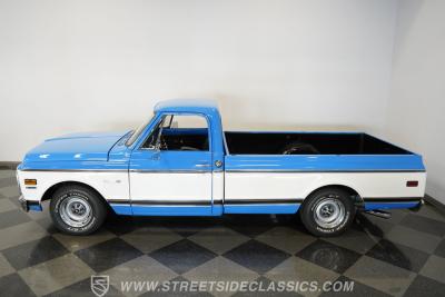 1972 Chevrolet C10 Cheyenne Restomod
