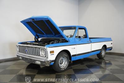 1972 Chevrolet C10 Cheyenne Restomod