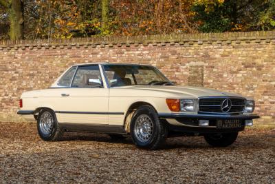 1982 Mercedes - Benz Mercedes Benz 380 SL &ldquo;6.642 mls&rdquo; 90% first paint