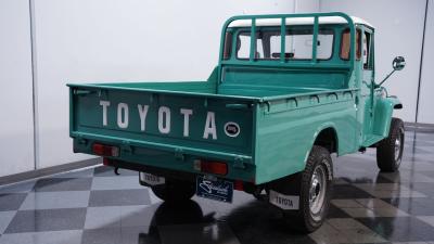 1971 Toyota Land Cruiser FJ45 Pickup
