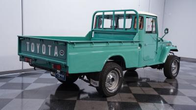 1971 Toyota Land Cruiser FJ45 Pickup
