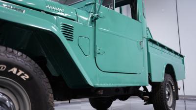 1971 Toyota Land Cruiser FJ45 Pickup