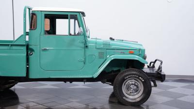 1971 Toyota Land Cruiser FJ45 Pickup
