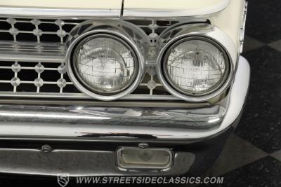 1961 Ford Galaxie Starliner