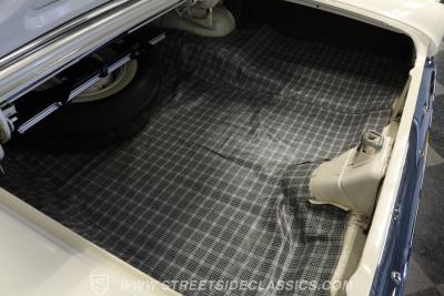 1961 Ford Galaxie Starliner