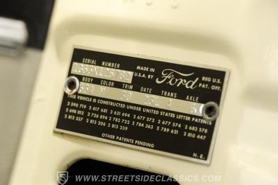 1961 Ford Galaxie Starliner