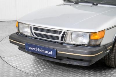 1984 Saab 900