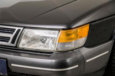 1990 Saab 900