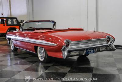 1961 Oldsmobile Starfire Convertible