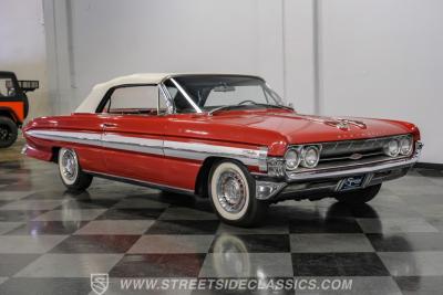 1961 Oldsmobile Starfire Convertible