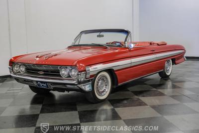 1961 Oldsmobile Starfire Convertible
