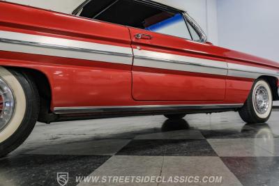 1961 Oldsmobile Starfire Convertible