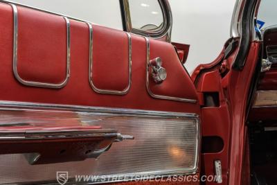 1961 Oldsmobile Starfire Convertible