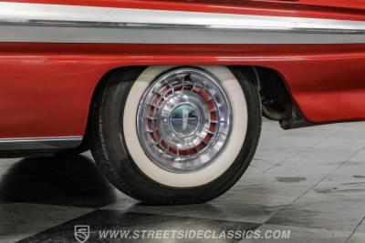 1961 Oldsmobile Starfire Convertible