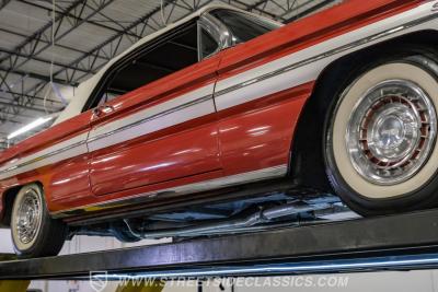 1961 Oldsmobile Starfire Convertible