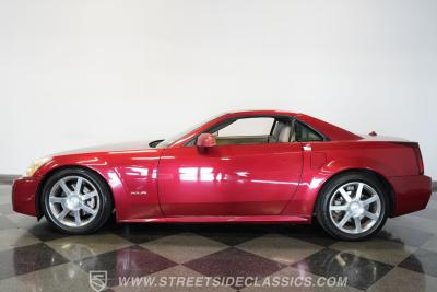2005 Cadillac XLR