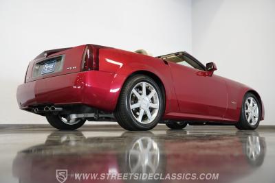 2005 Cadillac XLR