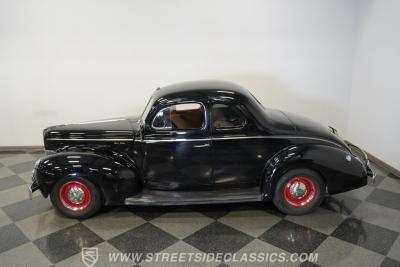 1940 Ford Deluxe Coupe