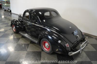 1940 Ford Deluxe Coupe