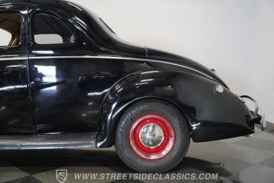 1940 Ford Deluxe Coupe