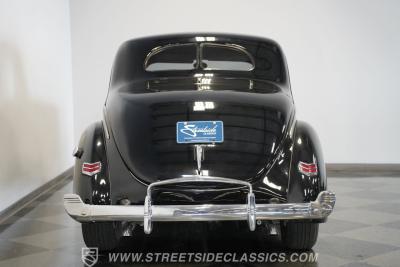 1940 Ford Deluxe Coupe