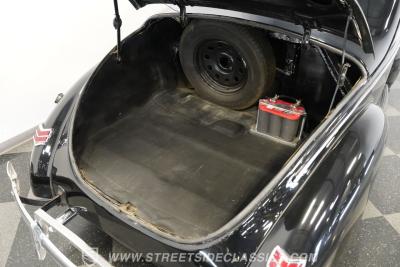 1940 Ford Deluxe Coupe