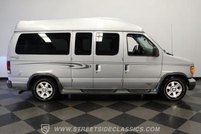 2006 Ford Econoline Custom Van