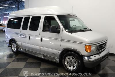 2006 Ford Econoline Custom Van