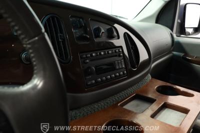 2006 Ford Econoline Custom Van