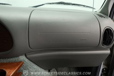 2006 Ford Econoline Custom Van