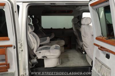 2006 Ford Econoline Custom Van