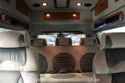 2006 Ford Econoline Custom Van